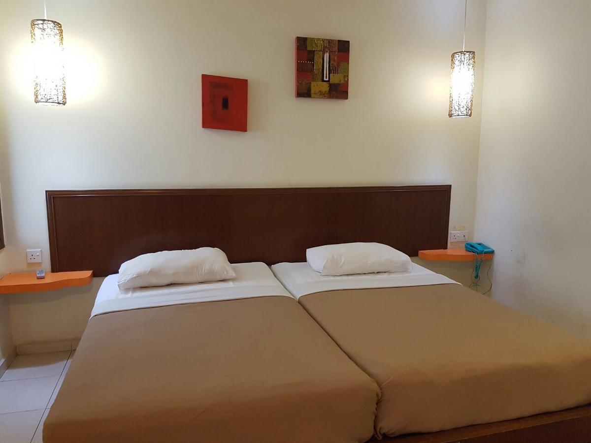 Newbridge Hotel Малакка Экстерьер фото